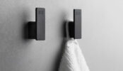 7074_775380121 Reframe, handdukskrok, svart